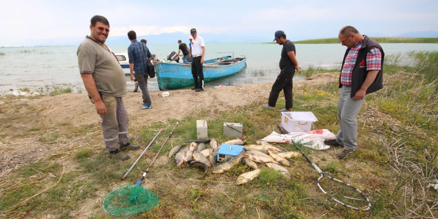 Beyşehir Gölü’nde elektroşoklu avcılar dronlu takiple suçüstü yakalandı