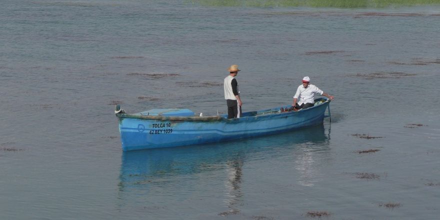 Beyşehir Gölü’nde yasak bitti, balıkçılar dualar eşliğinde avlanmaya çıktı
