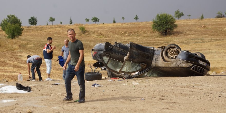 Gurbetçilerin bulunduğu otomobil takla attı: 6 yaralı