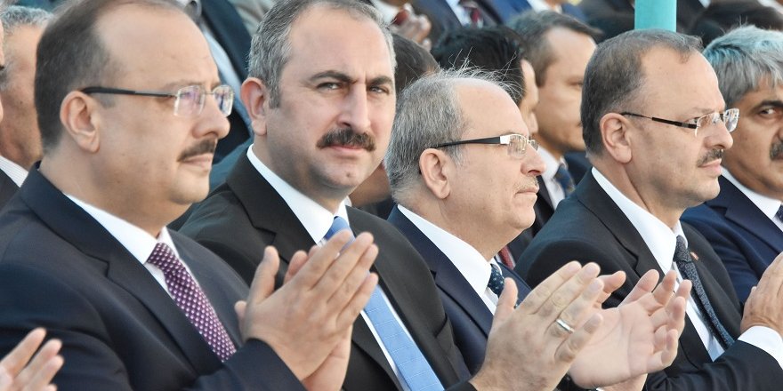 Bakan Gül: Başarılı operasyon oldu, yargı hak ettiği cezayı verecektir