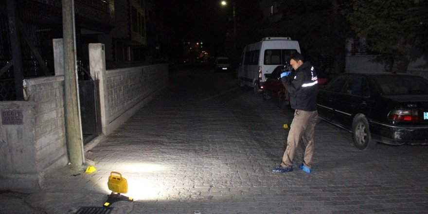 Kız kardeşinin sevgilisiyle kavga etti: 1’i ağır, 3 yaralı