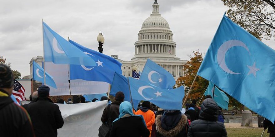 Uygur Türkleri Washington'da Çin'i protesto etti