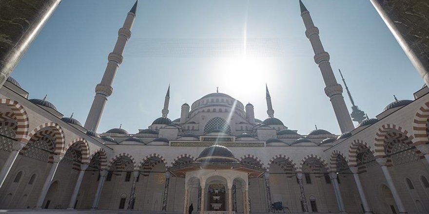 Çamlıca Camisi'nin açılmasına sayılı günler kaldı