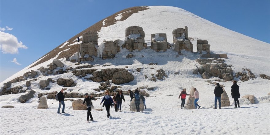 'Dünya mirası' Nemrut sezonu açtı