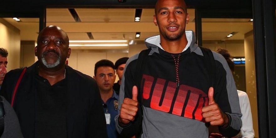 Steven Nzonzi İstanbul'da