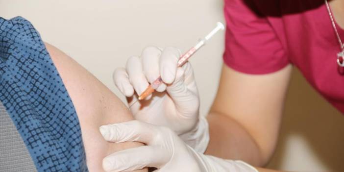 Konya’da 'yerinde aşı' uygulamasıyla ilk günde 510 kişi aşılandı