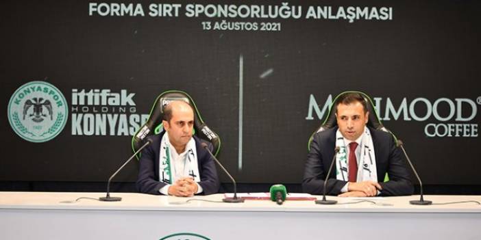 Konyaspor, Mahmood Coffee ile 1 yıllık daha anlaşma imzaladı.