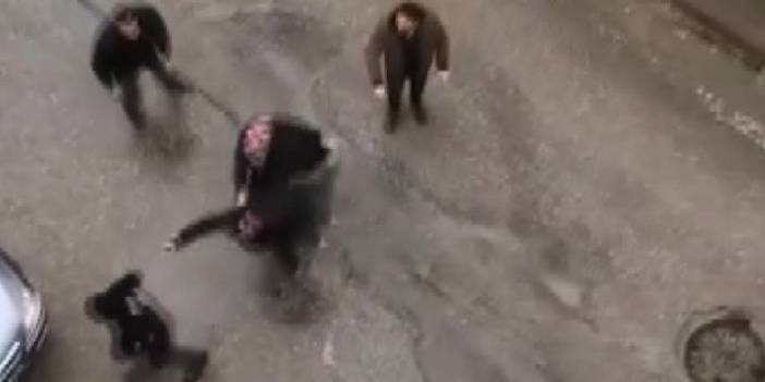 Konya'da apartman sakini ile yönetici arasındaki bıçaklı kavga kamerada