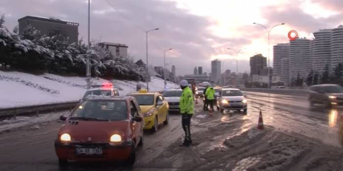 Trafiğe Çıkan Özel Araçlar Avrasya Tüneli'ne Yönlendirildi