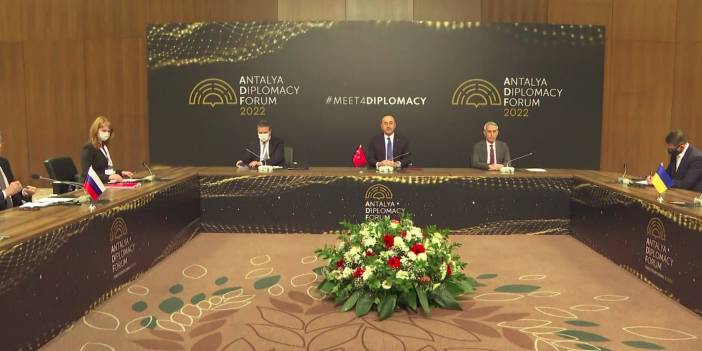 Antalya’da üçlü dışişleri bakanları toplantısı başladı
