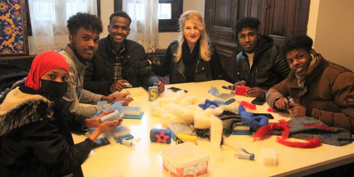 Somali ve Endonezyalı öğrenciler keçe sanatıyla buluştu