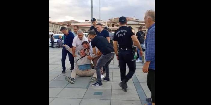 Konya'da başıboş sokak hayvanları ile ilgili gösteride provokasyon